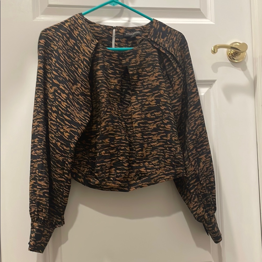 Women's Black and Brown Patterned Top